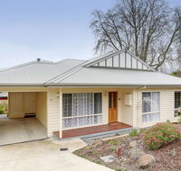 Edwards Rose - Hervey Bay Accommodation