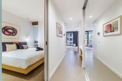 Elegant 1 Bed 1 Bath & Free Parking - Tourism Hervey Bay 0