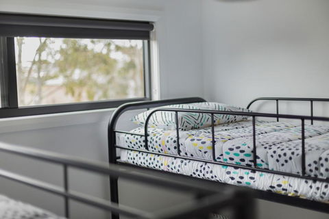 Elevation - Waterviews In Newlands Arm - Hervey Bay Accommodation 3