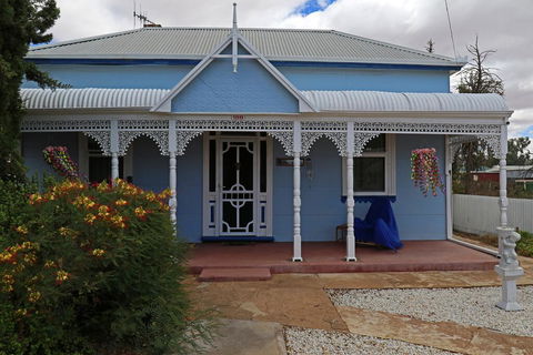 Ella's Place - Hervey Bay Accommodation 2