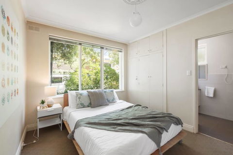 Elle Apartments By Ready Set Host - Tourism Hervey Bay 2