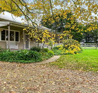 Elm Cottage - Hervey Bay Accommodation