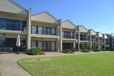 ELSINOR Townhouse 4 Mulwala - Hervey Bay Accommodation 0