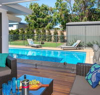 Emerald - coastal walk swimming pool pet friendly - Tourism Hervey Bay