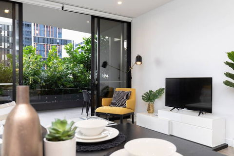 Emp - Work Remotely While Enjoying Your Stay - Hervey Bay Accommodation 1