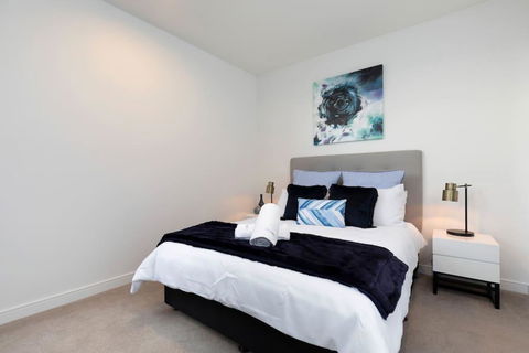 Emp - Work Remotely While Enjoying Your Stay - Hervey Bay Accommodation 3