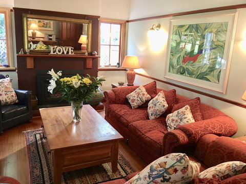 Endellion - Hervey Bay Accommodation 2