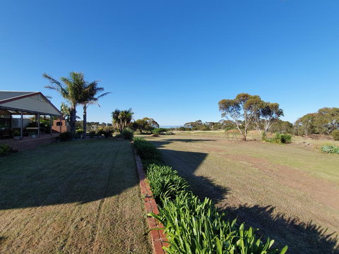 EP Getaway - Hervey Bay Accommodation 1