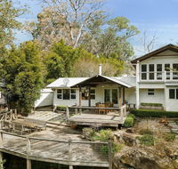 Equanimity - Beautiful character filled house - Tourism Hervey Bay