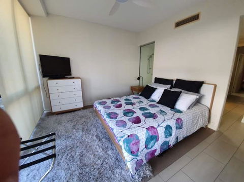 Euodia Unit 1102 - Hervey Bay Accommodation 1