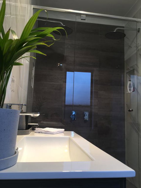 Executive Villa, Private 2 Bedroom In Ideal Location - Tourism Hervey Bay 2