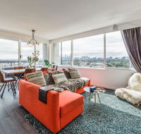 Exquisite 2 bed apartment with beach  city views - Hervey Bay Accommodation