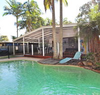 FABULOUS HOLIDAY HIDEAWAY - COOLUM BEACH - Hervey Bay Accommodation