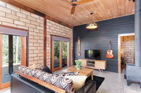 Book Needles Accommodation Vacations Hervey Bay Accommodation Hervey Bay Accommodation