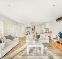 Family House With BBQ Deck Water View and Parking - Tourism Hervey Bay