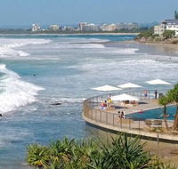 Family Romance Fun on Kings Beach - Hervey Bay Accommodation
