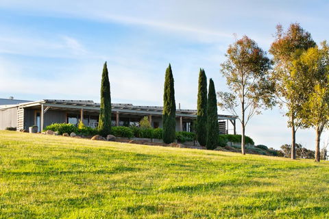 Farmer Smith Estate - Sunrise Retreat - Tourism Hervey Bay 3