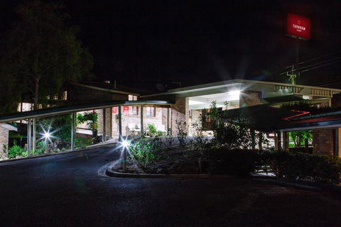 Farnham Court Motel And Restaurant - Hervey Bay Accommodation 1