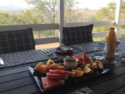 Farringdon Homestead - Hervey Bay Accommodation 2