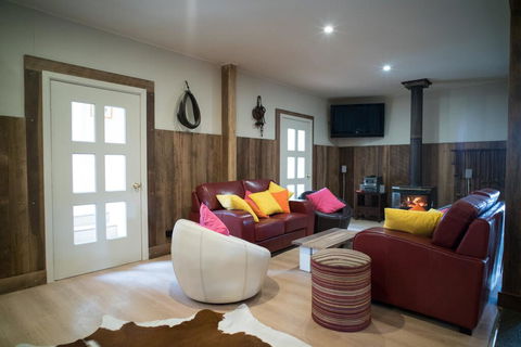 Fentons Run Southern Highlands - Hervey Bay Accommodation 2