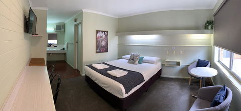 Finley Country Club Hotel Motel - Hervey Bay Accommodation 3