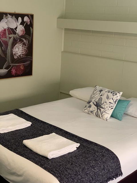Finley Country Club Hotel Motel - Hervey Bay Accommodation 1