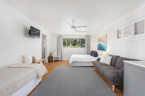 Finns At Old Bar - Hervey Bay Accommodation 1