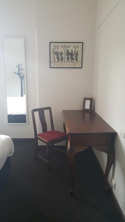 Fish Creek Hotel - Tourism Hervey Bay 3