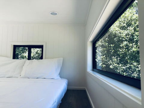 Francisco D'Anconia Tiny House - Hervey Bay Accommodation 2