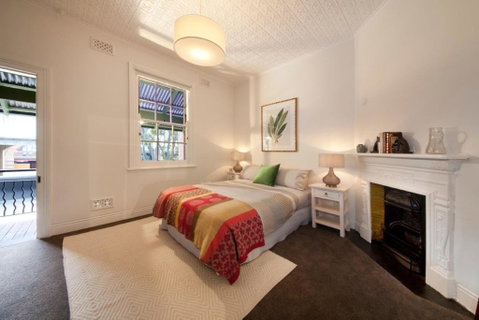 FUN TIMES In HUGE House 1 Minute To SYDNEY HARBOUR - Hervey Bay Accommodation 1