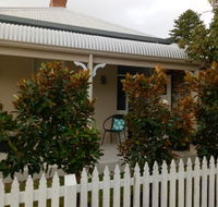 FUNKY COTTAGE - Hervey Bay Accommodation