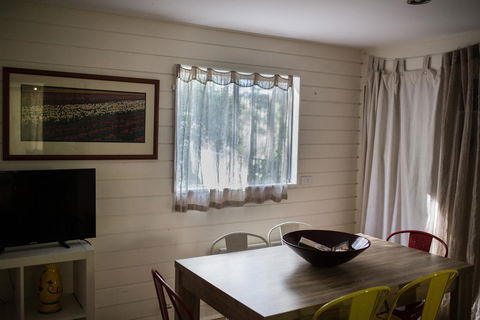 Funky Flat On Acreage - Tourism Hervey Bay 2
