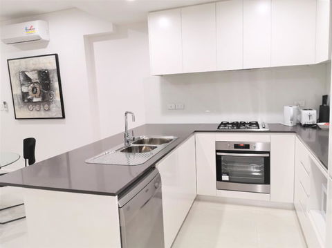 G04 Courtyard Apartment - Tourism Hervey Bay 0
