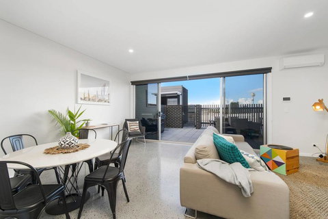 G149 - Apt 2 - Hervey Bay Accommodation 2