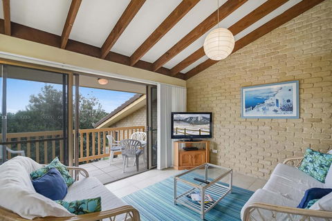 Galleries 3 - 3/28 Peregian Esplanade - Hervey Bay Accommodation 0