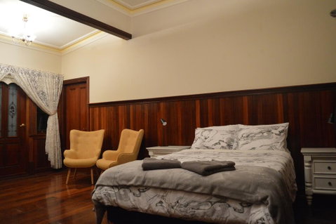 Gargoyle Lodge - Hervey Bay Accommodation 3
