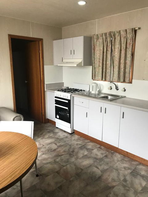 Geelong Surfcoast Hwy Holiday Park - Hervey Bay Accommodation 1