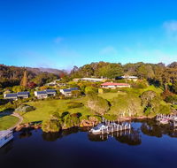 Gipsy Point Lakeside - Hervey Bay Accommodation