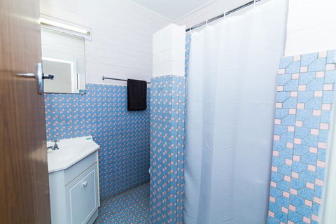 Gladstone Motel - Hervey Bay Accommodation 2
