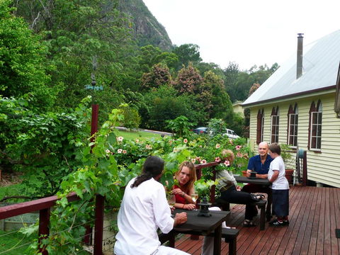 Glass House Mountains Ecolodge - Tourism Hervey Bay 3