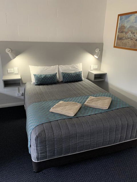 Glen Innes Motel - Hervey Bay Accommodation 0