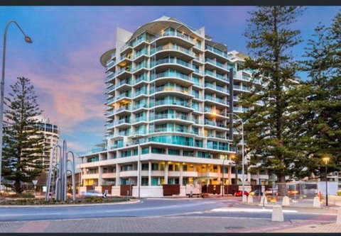 Glenelg Getaway 3 Bedroom Apartment - Hervey Bay Accommodation 0