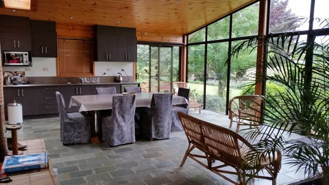 Glenhope Alpaca Farm Suites - Tourism Hervey Bay 0