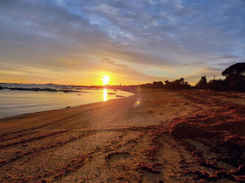 Goat Island Bungalow - Hervey Bay Accommodation 0