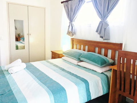 Gold Coast Holiday House - Tourism Hervey Bay 0