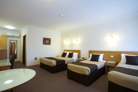 Golden Grain Motor Inn - Hervey Bay Accommodation 1