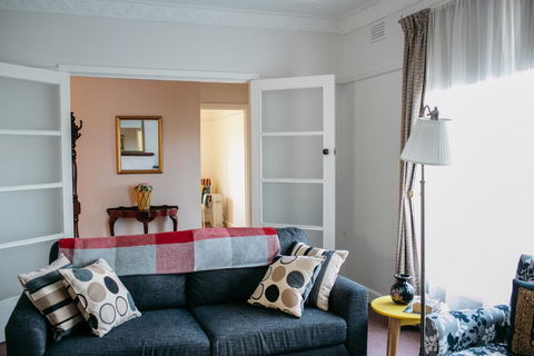 Goldies On Piper Kyneton - Hervey Bay Accommodation 2
