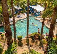 Gorgeous 4 Bed Beachside Apartment - Diamond Beach Resort - Hervey Bay Accommodation