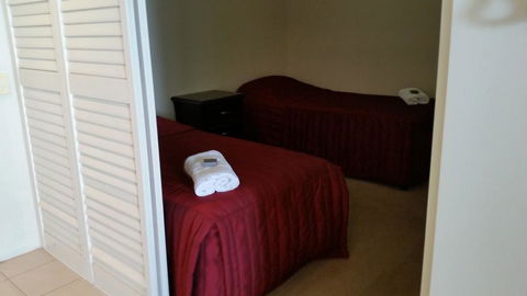 Grand Hotel Ocean View Apartment Labrador - Tourism Hervey Bay 3