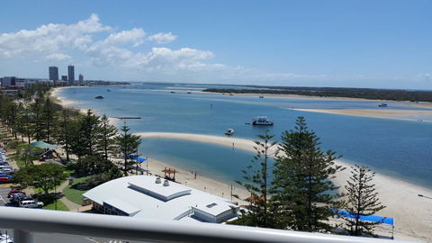 Grand Hotel Ocean View Apartment Labrador - Tourism Hervey Bay 0